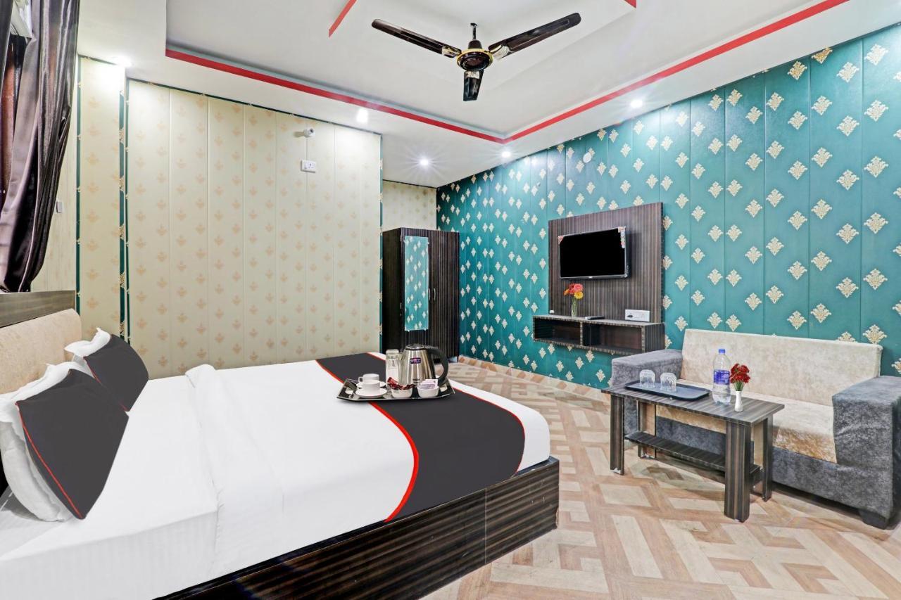 Capital O Sl Galxy Hotel Kanpur Bagian luar foto