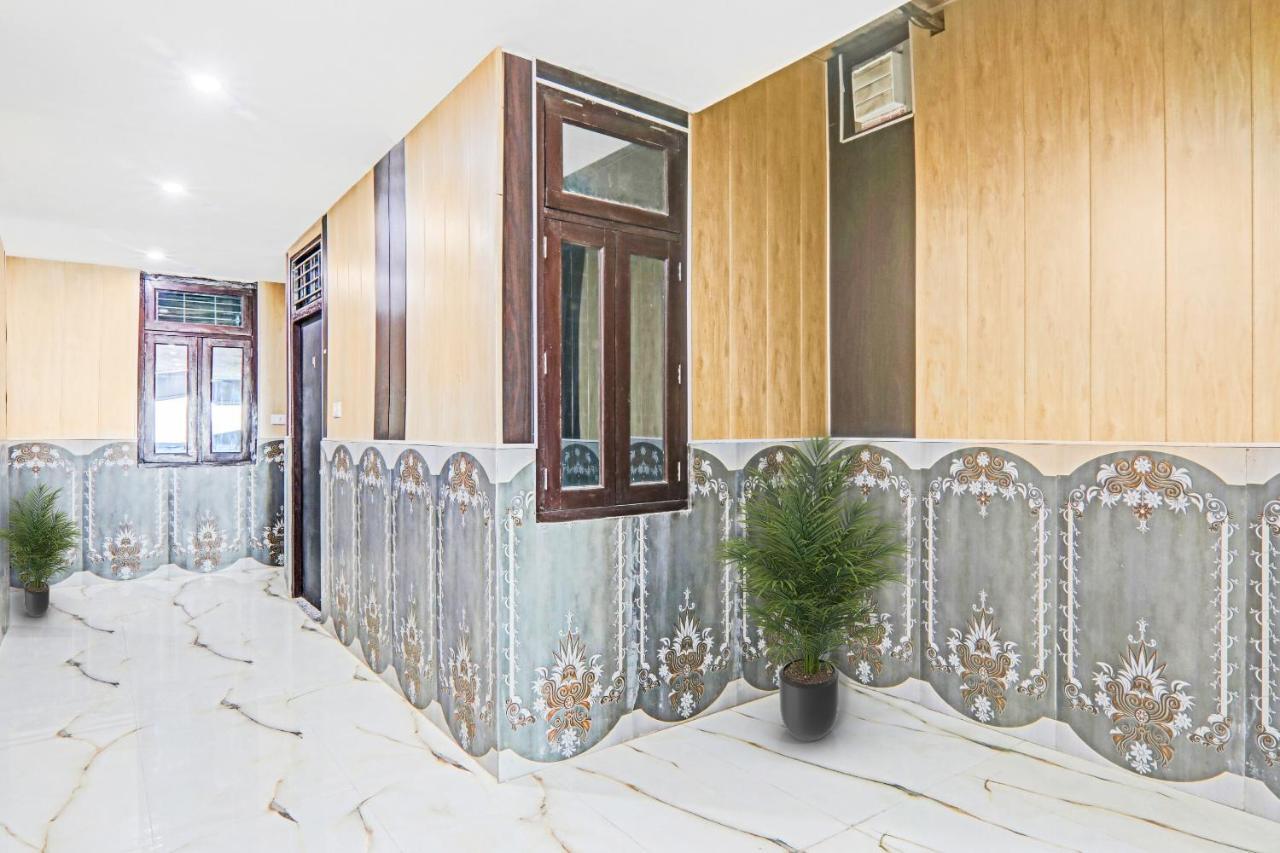 Capital O Sl Galxy Hotel Kanpur Bagian luar foto